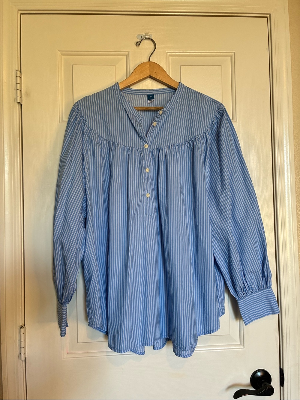 Old Navy Blue and White Striped Button-Front Casual Shirt